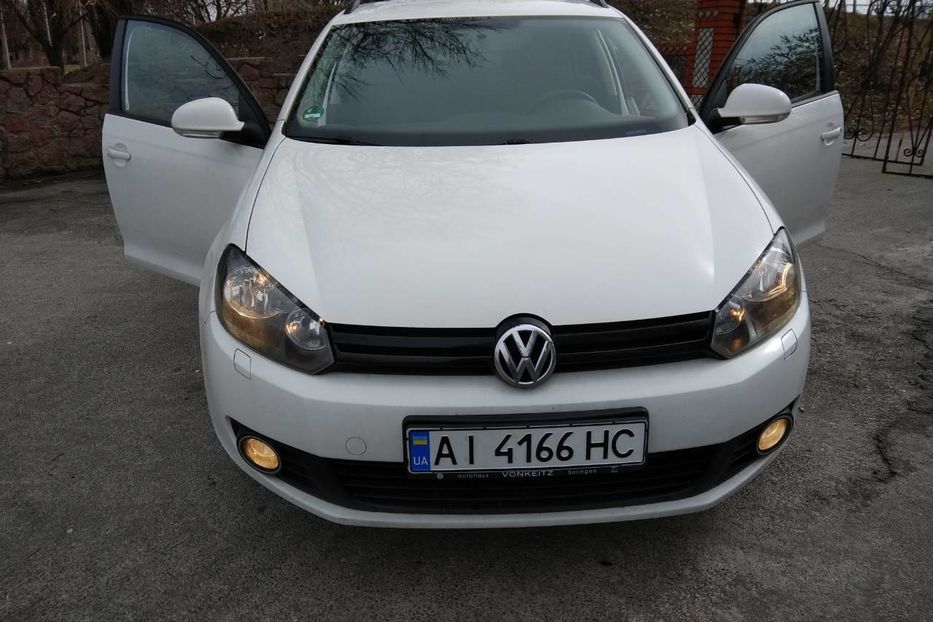 Продам Volkswagen Golf Variant 2011 года в Киеве