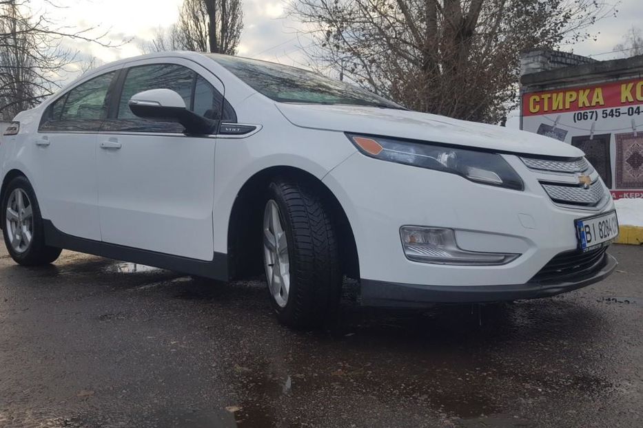 Продам Chevrolet Volt 2013 года в г. Кременчуг, Полтавская область