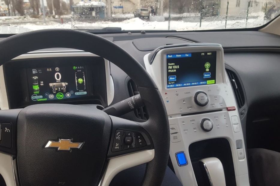 Продам Chevrolet Volt 2013 года в г. Кременчуг, Полтавская область