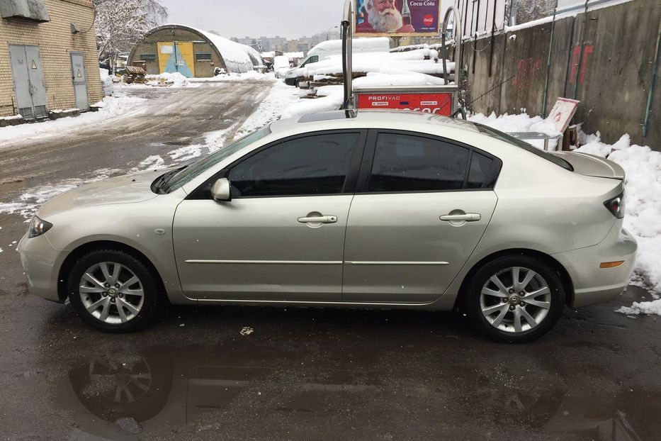 Продам Mazda 3 2007 года в Киеве