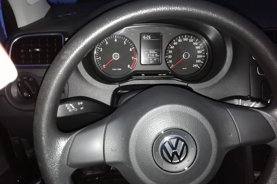 Продам Volkswagen Polo 2010 года в Житомире