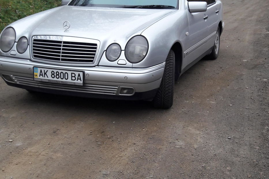 Продам Mercedes-Benz E-Class 1998 года в Киеве