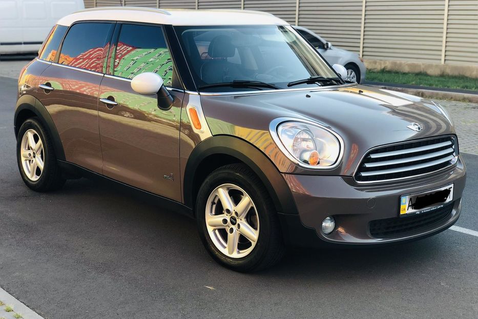 Продам MINI Cooper D 2013 года в Киеве