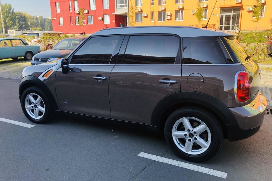 Продам MINI Cooper D 2013 года в Киеве