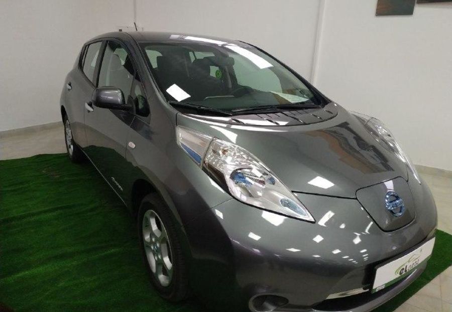 Продам Nissan Leaf SV 2014 года в Харькове