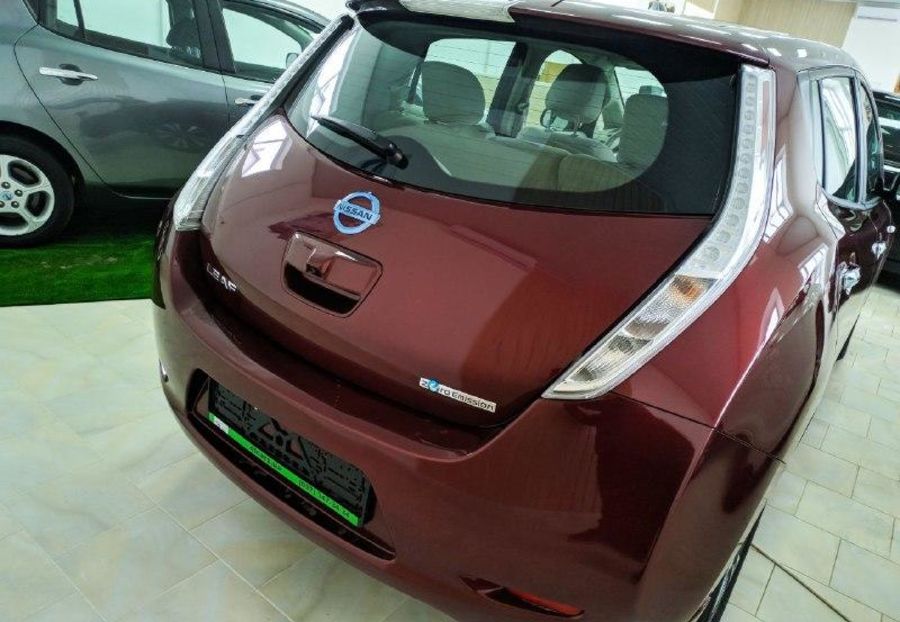 Продам Nissan Leaf SV 2017 года в Харькове