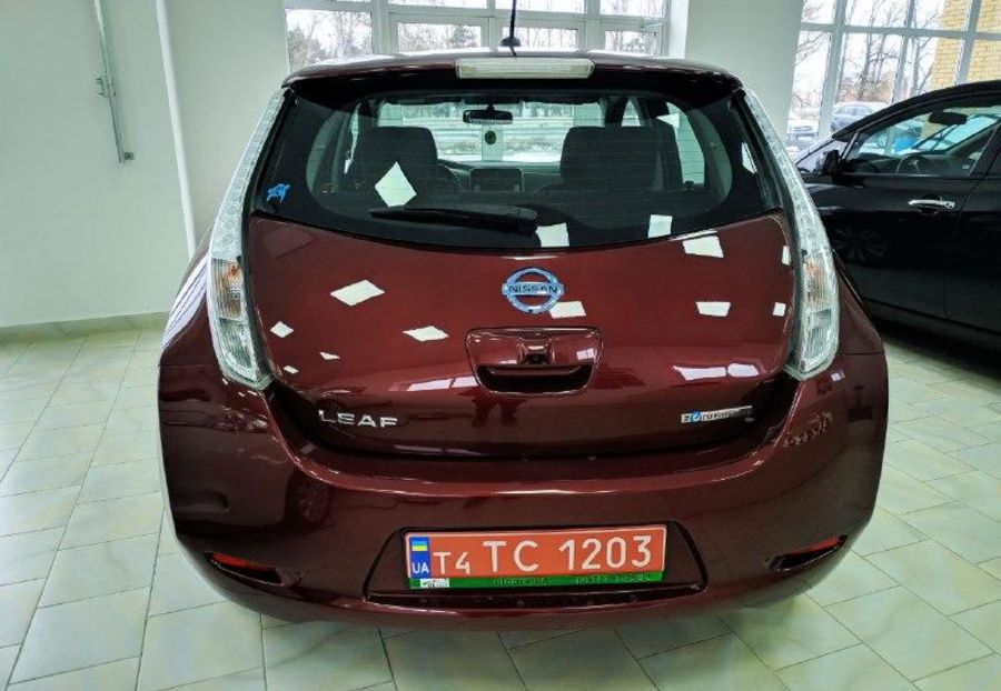 Продам Nissan Leaf SV 2017 года в Харькове