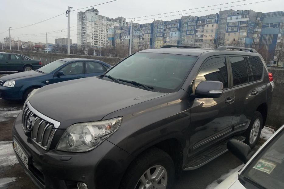 Продам Toyota Land Cruiser Prado 2010 года в Киеве