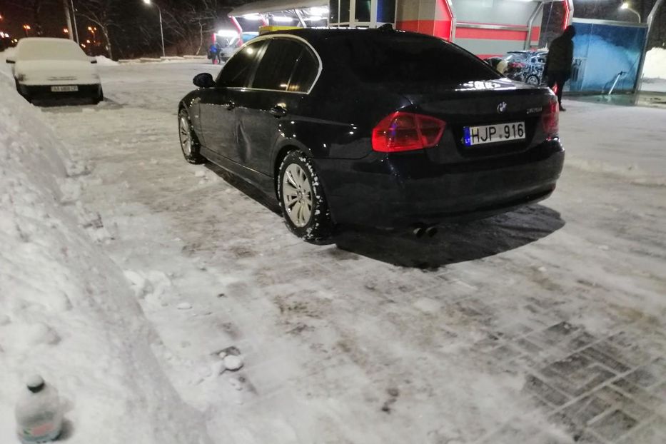 Продам BMW 325 i   E90 2005 года в Киеве