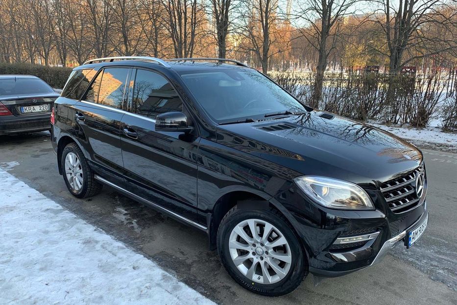 Продам Mercedes-Benz ML 350 2015 года в Киеве