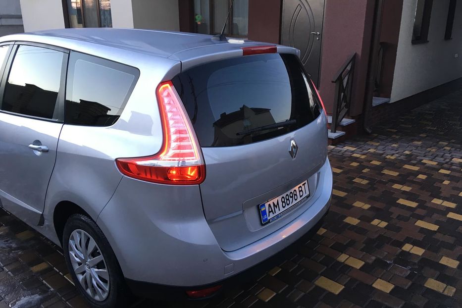 Продам Renault Grand Scenic Paris 2014 года в Житомире