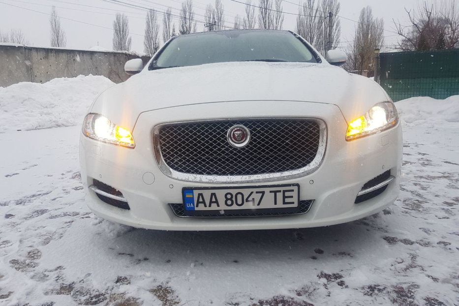 Продам Jaguar XJ Long Portfolio R 2015 года в Киеве