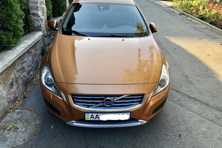 Продам Volvo S60 T4 + Polestar 2013 года в Киеве