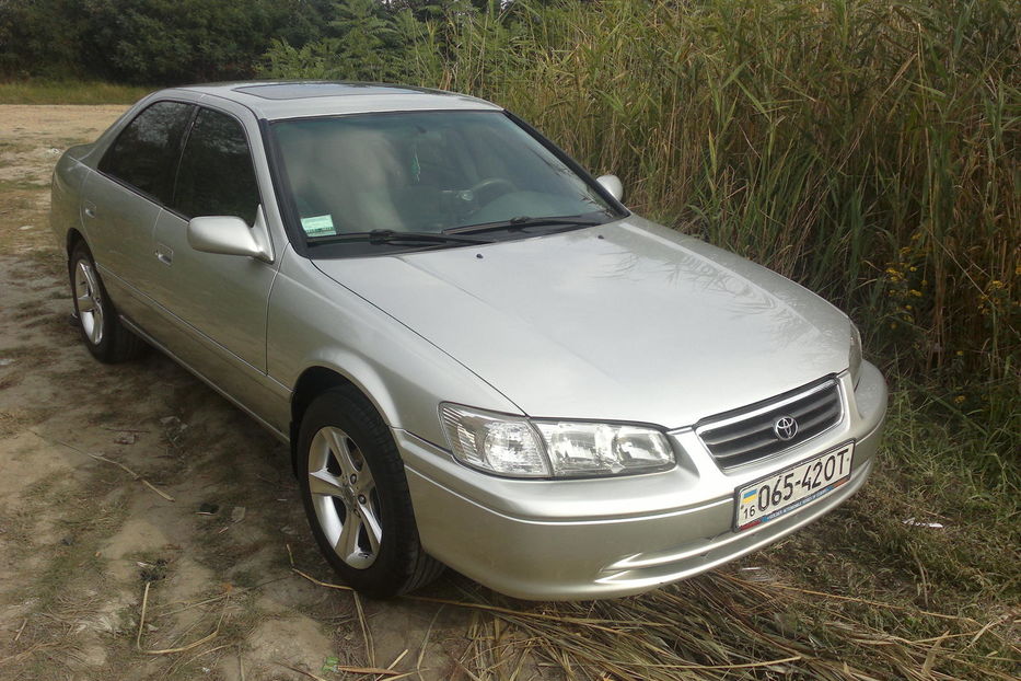 Продам Toyota Camry камри 20 2000 года в Одессе