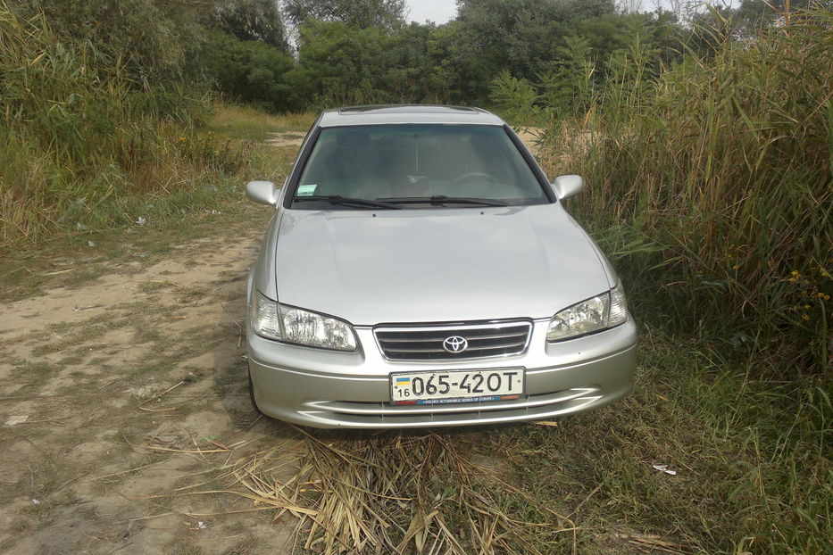 Продам Toyota Camry камри 20 2000 года в Одессе