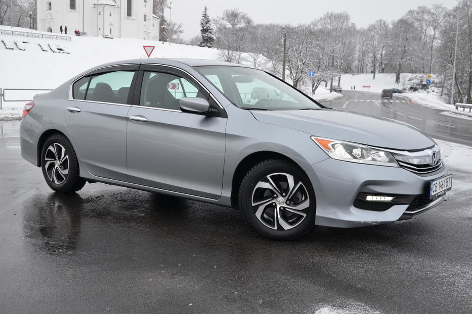 Продам Honda Accord LX 2016 года в Чернигове