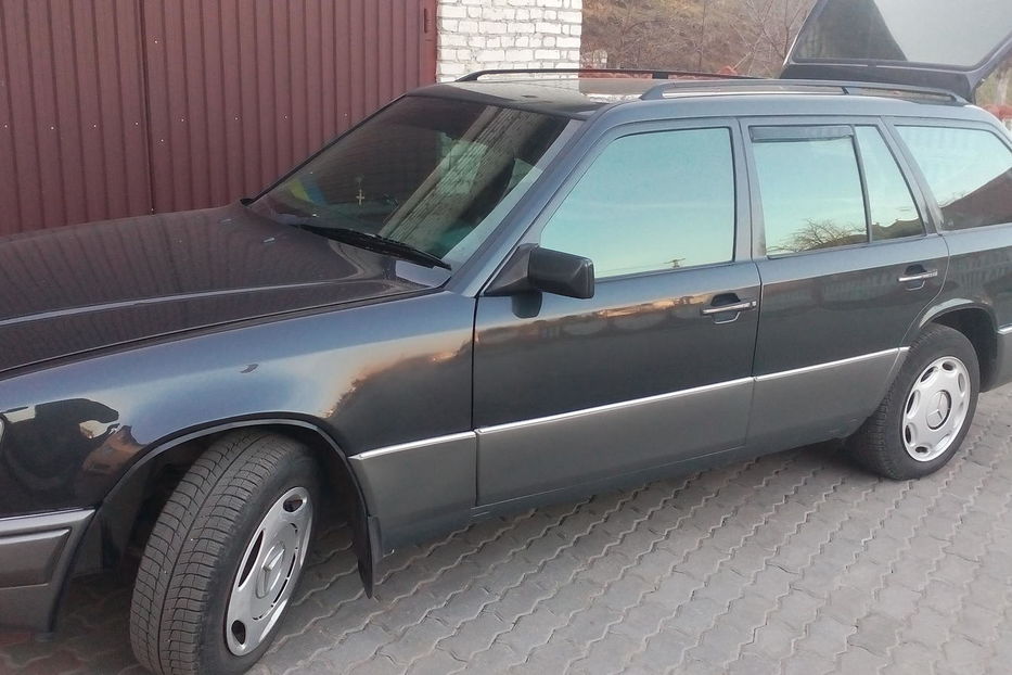 Продам Mercedes-Benz E-Class 1995 года в Львове