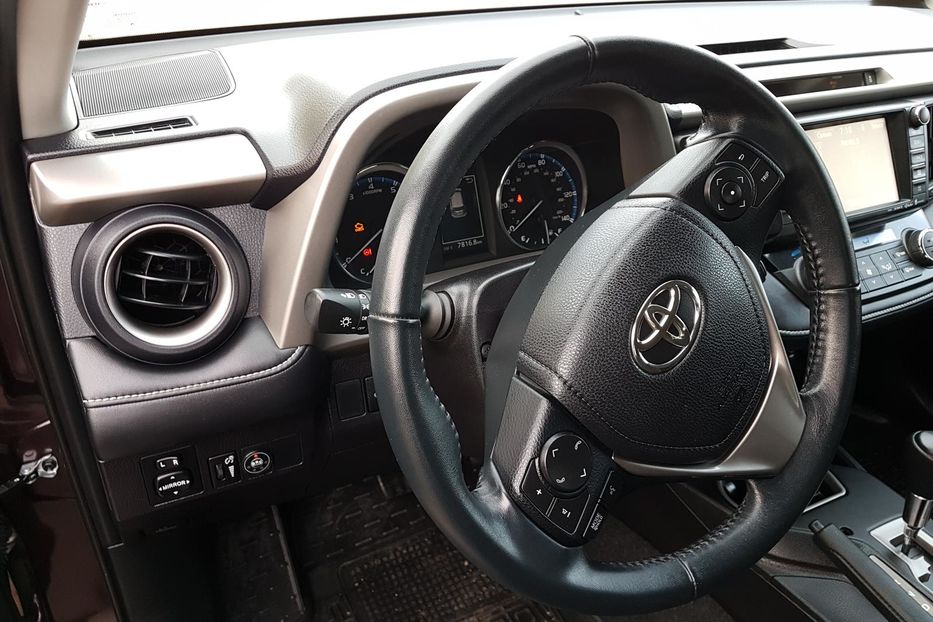 Продам Toyota Rav 4 LPG 2016 года в Херсоне