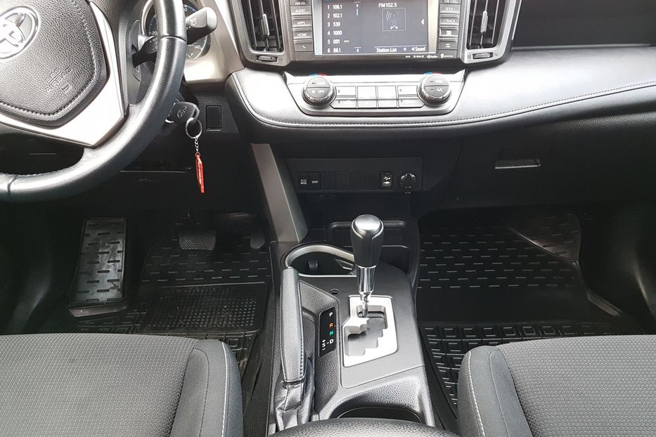 Продам Toyota Rav 4 LPG 2016 года в Херсоне