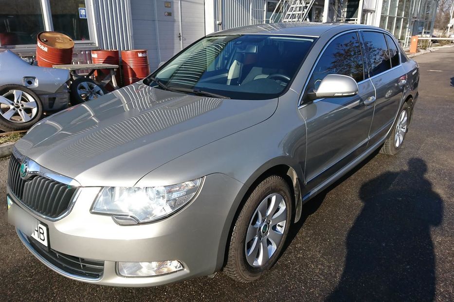 Продам Skoda Superb Лифтбек  2012 года в Одессе