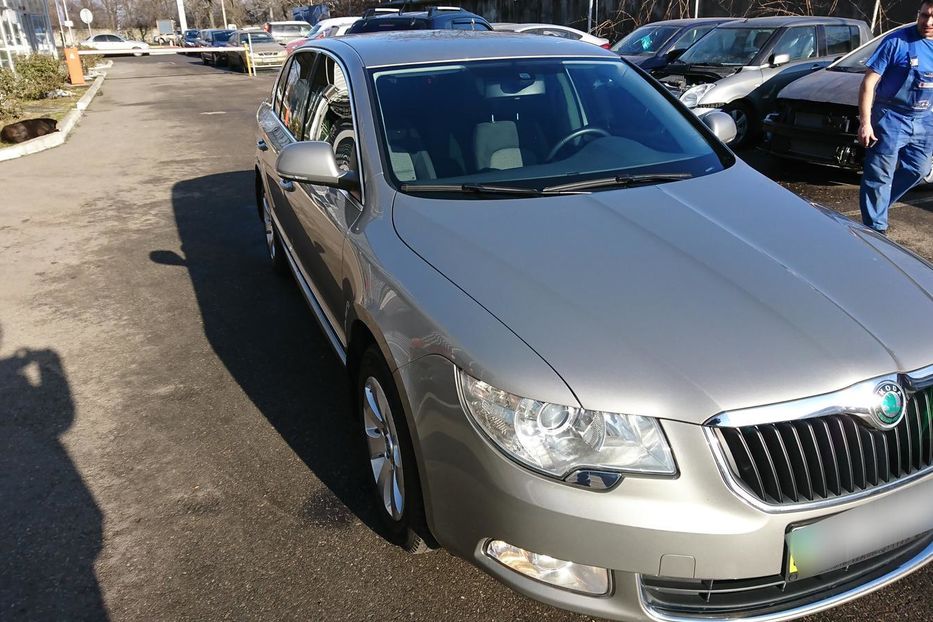 Продам Skoda Superb Лифтбек  2012 года в Одессе