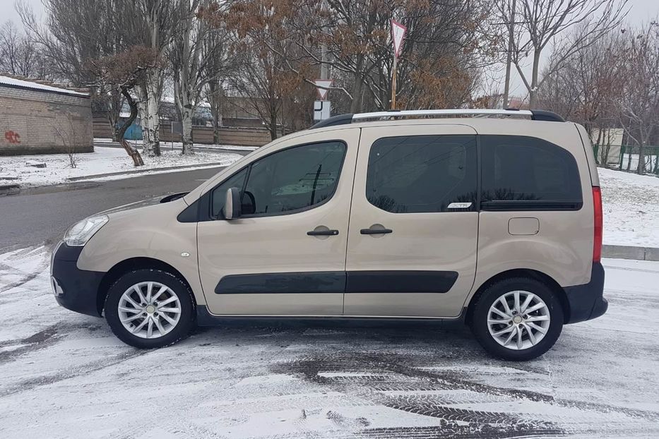 Продам Citroen Berlingo пасс. 2012 года в Запорожье