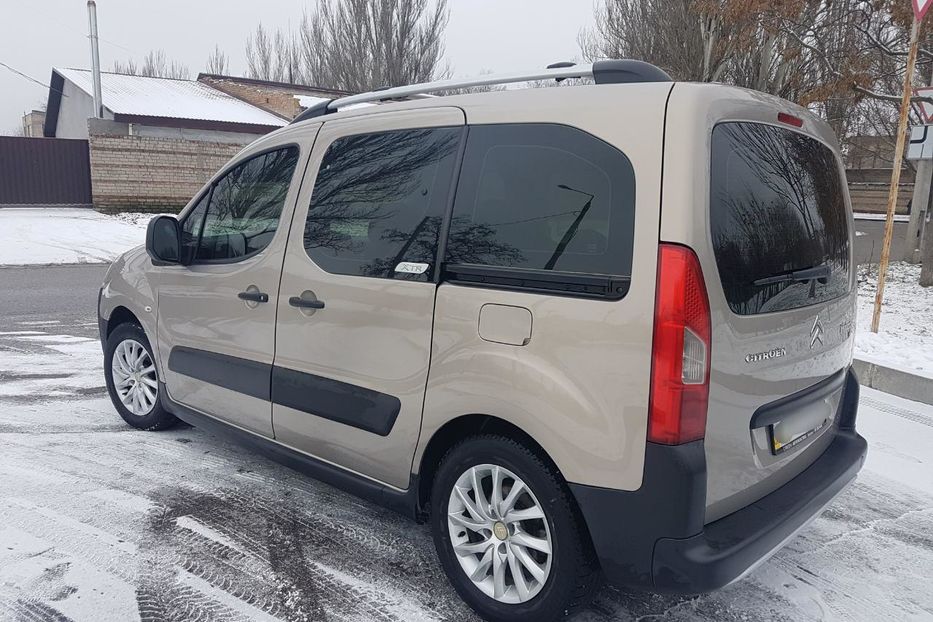 Продам Citroen Berlingo пасс. 2012 года в Запорожье