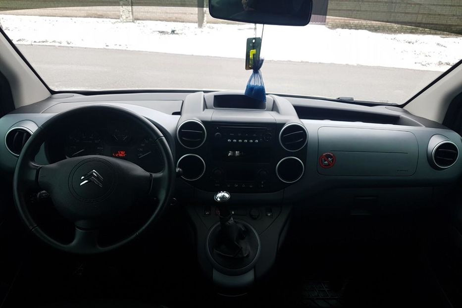 Продам Citroen Berlingo пасс. 2012 года в Запорожье