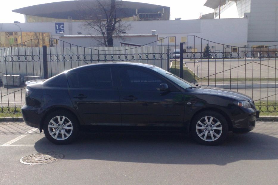 Продам Mazda 3 2006 года в Киеве