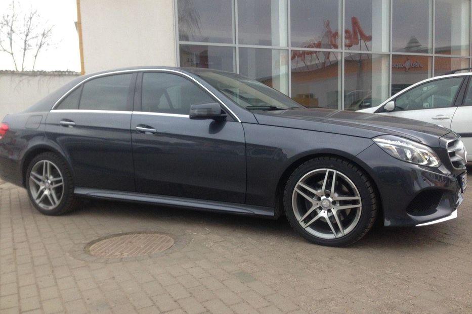 Продам Mercedes-Benz E-Class E-250 CDI AMG 4Matic 2016 года в Львове