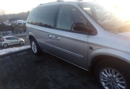 Продам Chrysler Voyager 2007 года в Черновцах