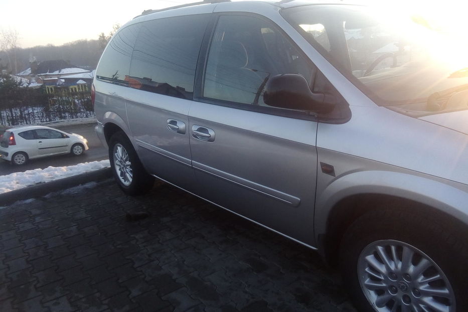 Продам Chrysler Voyager 2007 года в Черновцах