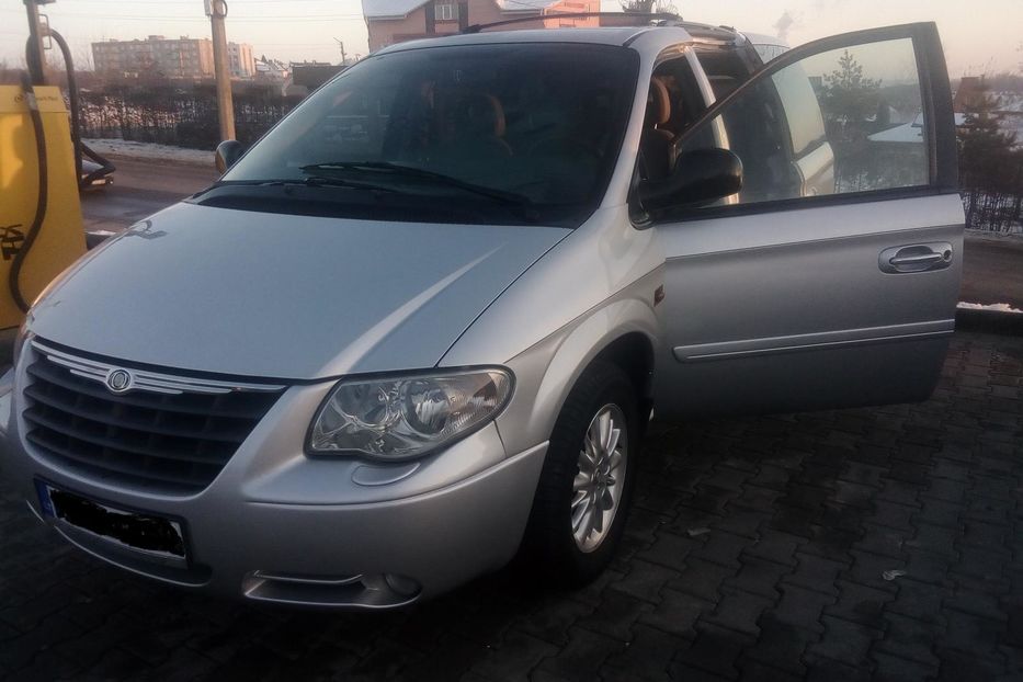 Продам Chrysler Voyager 2007 года в Черновцах