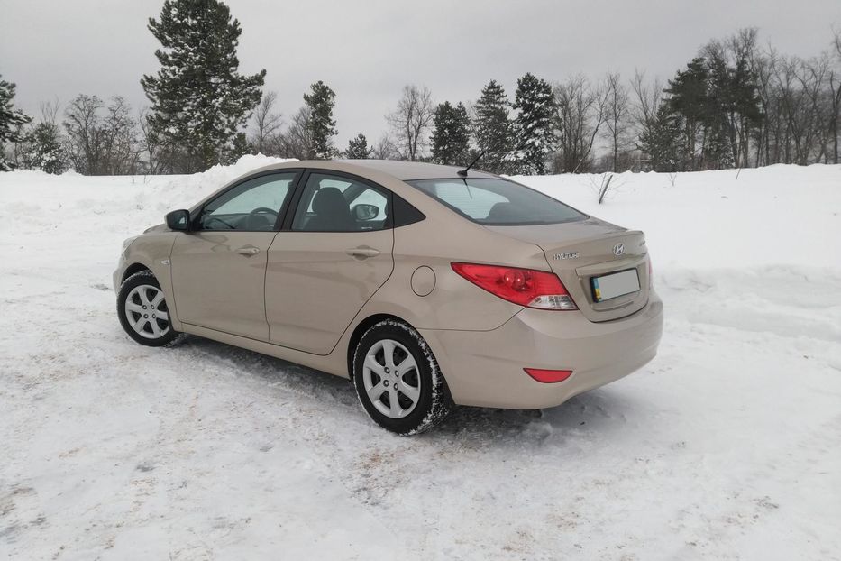 Продам Hyundai Accent  2013 года в г. Ахтырка, Сумская область