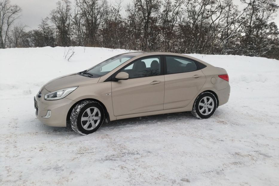 Продам Hyundai Accent  2013 года в г. Ахтырка, Сумская область