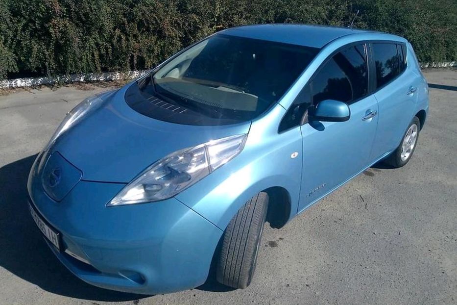 Продам Nissan Leaf 2011 года в Днепре