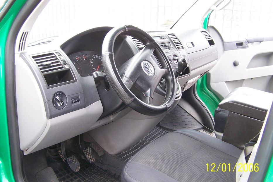 Продам Volkswagen T5 (Transporter) пасс. ВАНТАЖОПАСАЖИРСЬКИЙ 2003 года в г. Немешаево, Киевская область