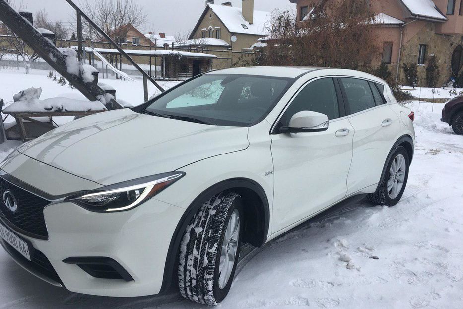 Продам Infiniti QX30 GT BASE 2017 года в Харькове