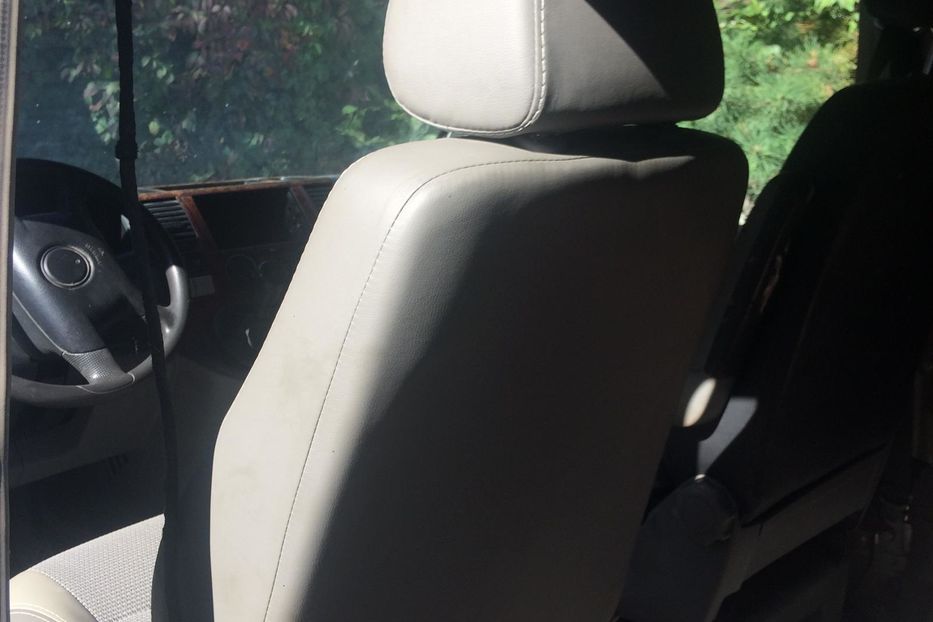 Продам Volkswagen T5 (Transporter) пасс. 2007 года в Киеве