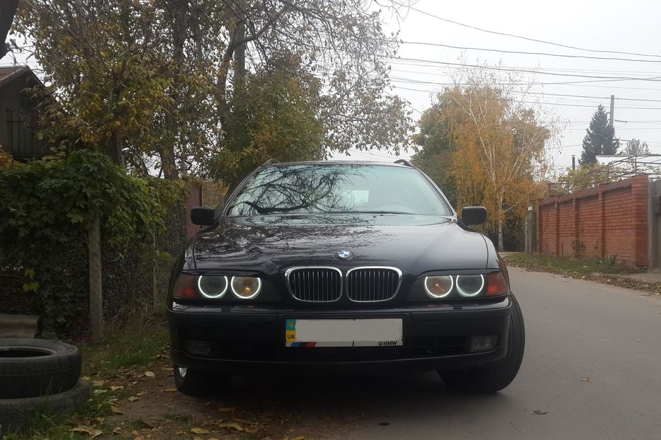 Продам BMW 528 e39 1999 года в Одессе