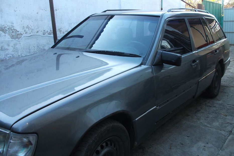 Продам Mercedes-Benz E-Class 230TE 1991 года в Харькове