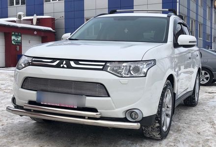 Продам Mitsubishi Outlander 2013 года в Киеве