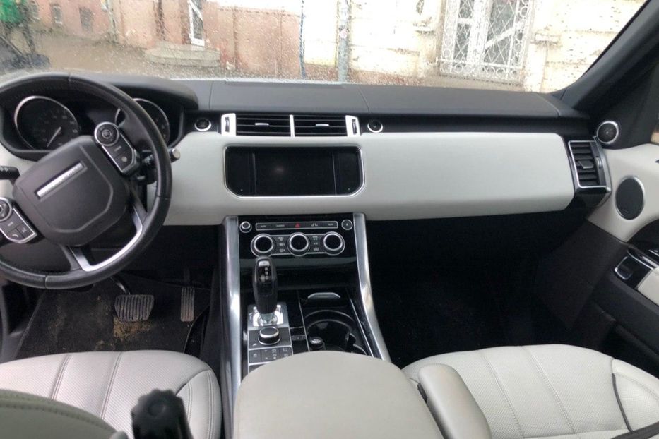 Продам Land Rover Range Rover Sport 2015 года в Киеве