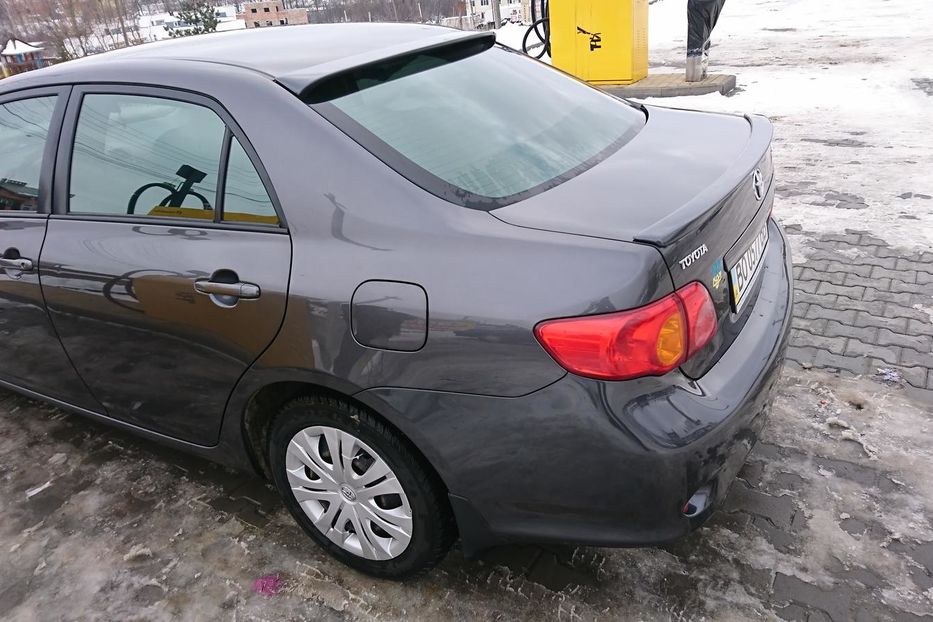 Продам Toyota Corolla 2008 года в Черновцах