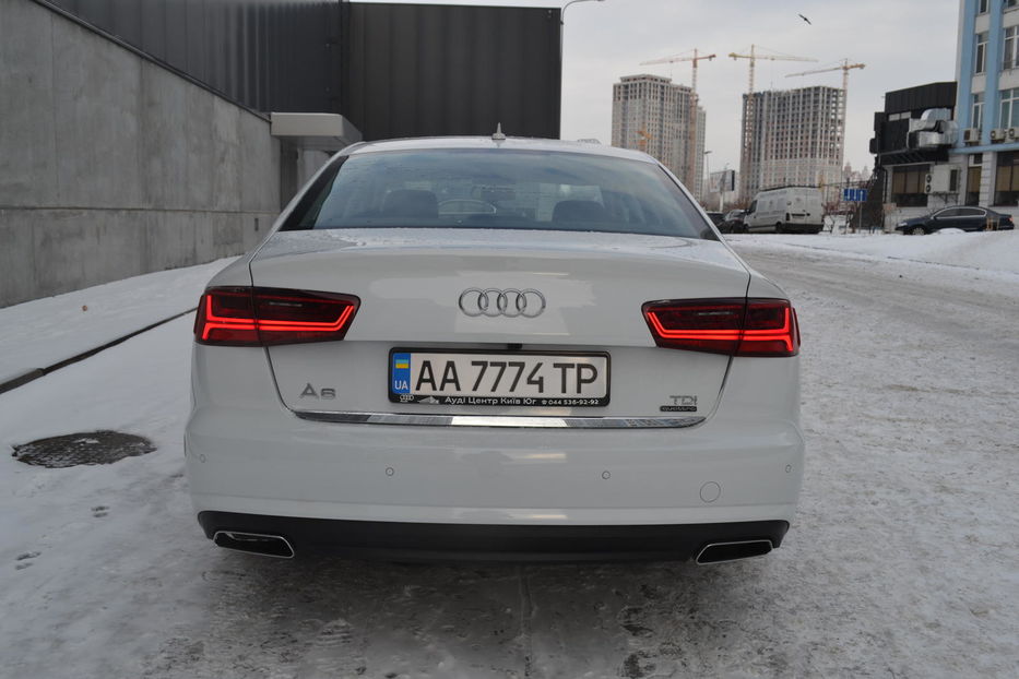 Продам Audi A6 Quattro 2016 года в Киеве