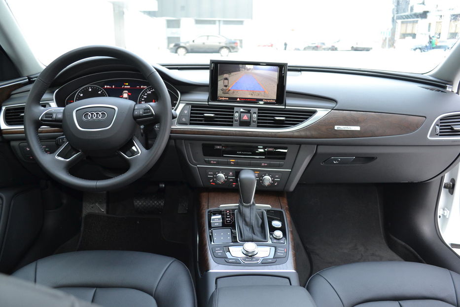 Продам Audi A6 Quattro 2016 года в Киеве