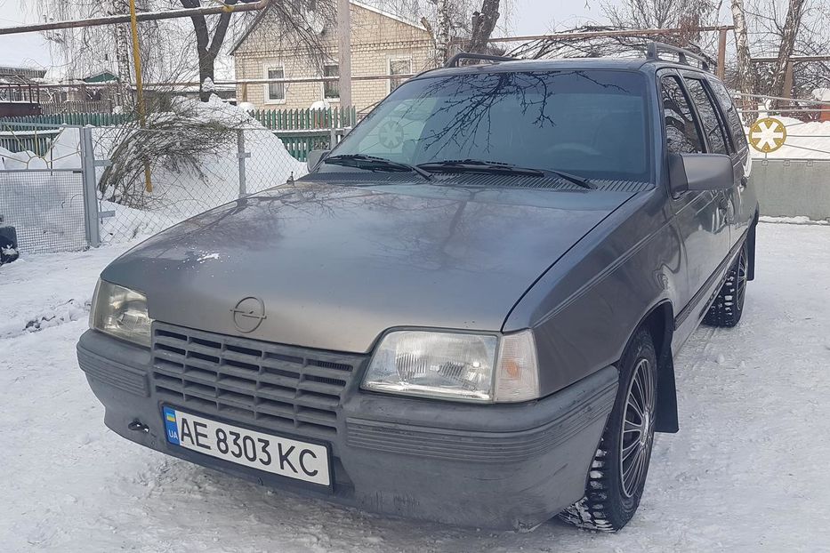 Продам Opel Kadett Karavan 1989 года в Днепре