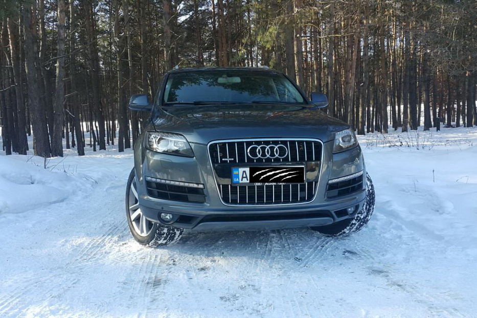 Продам Audi Q7 2013 года в Киеве