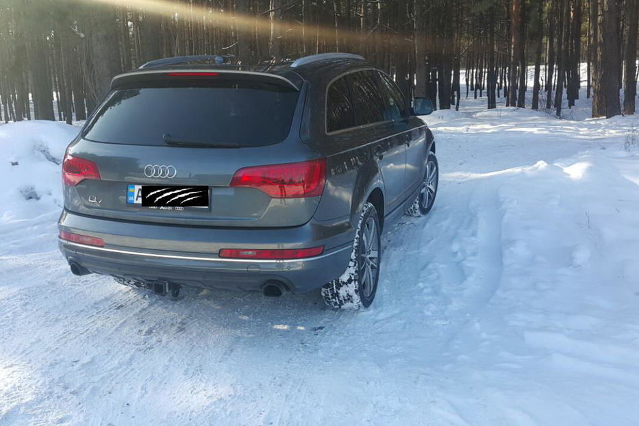 Продам Audi Q7 2013 года в Киеве