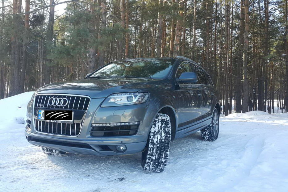 Продам Audi Q7 2013 года в Киеве